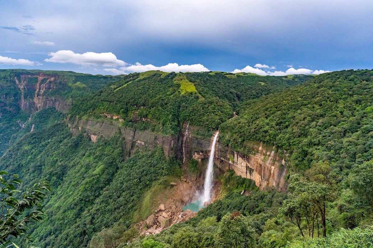 Top 7 Scenic Travel Destinations for Adventure Seekers in 2025 hero image